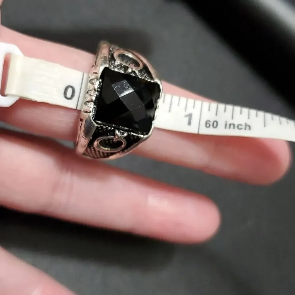 Silver tone and black ring size 12.5 - Picture 8 of 9